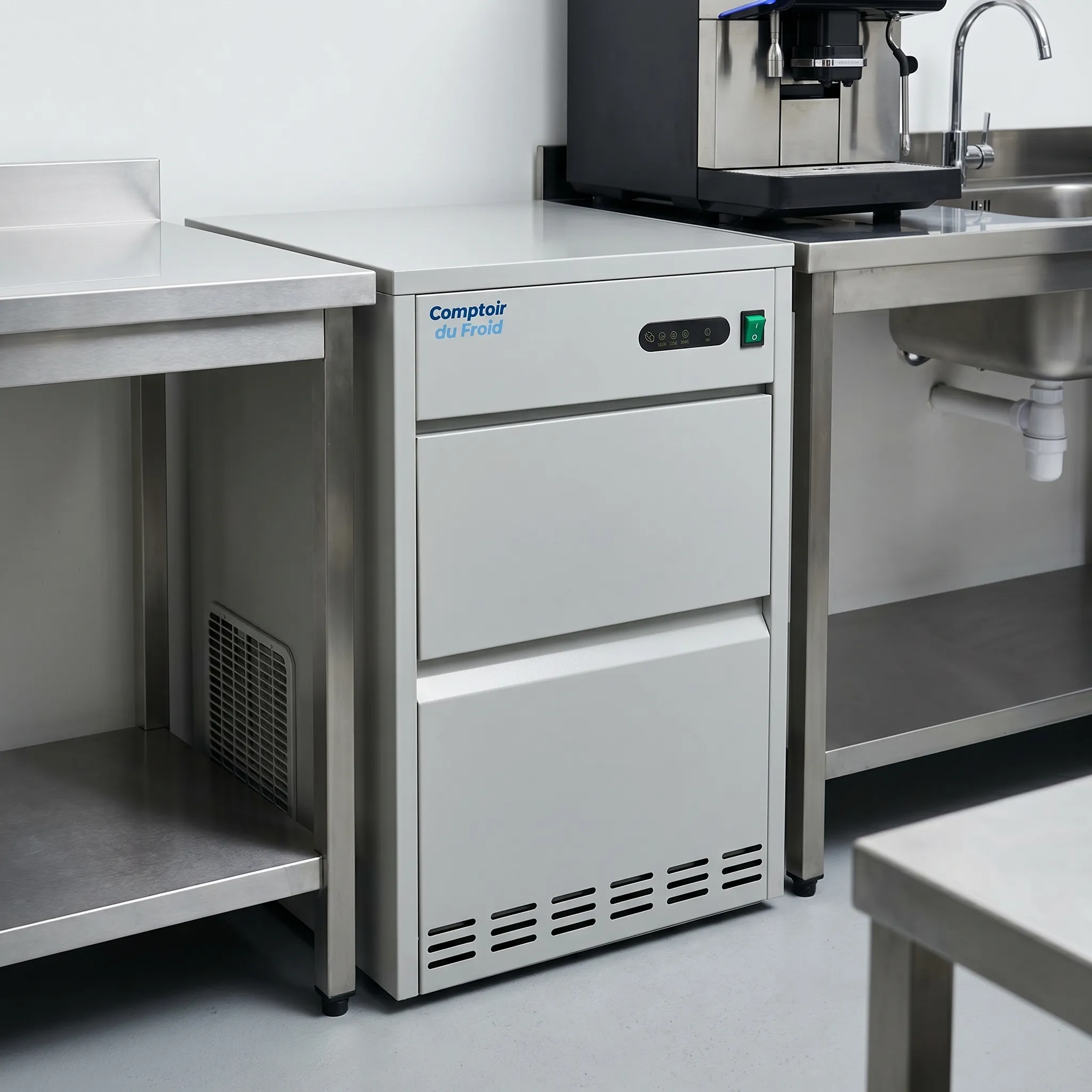 Professionelle Hohleiswürfelmaschine 45 kg pro Tag